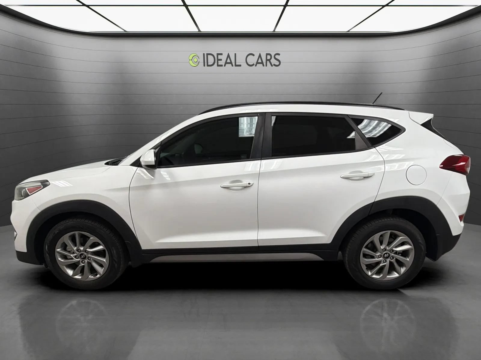 Used 2017 Hyundai Tucson SE w/ SE Popular Package 02 FWD image 8