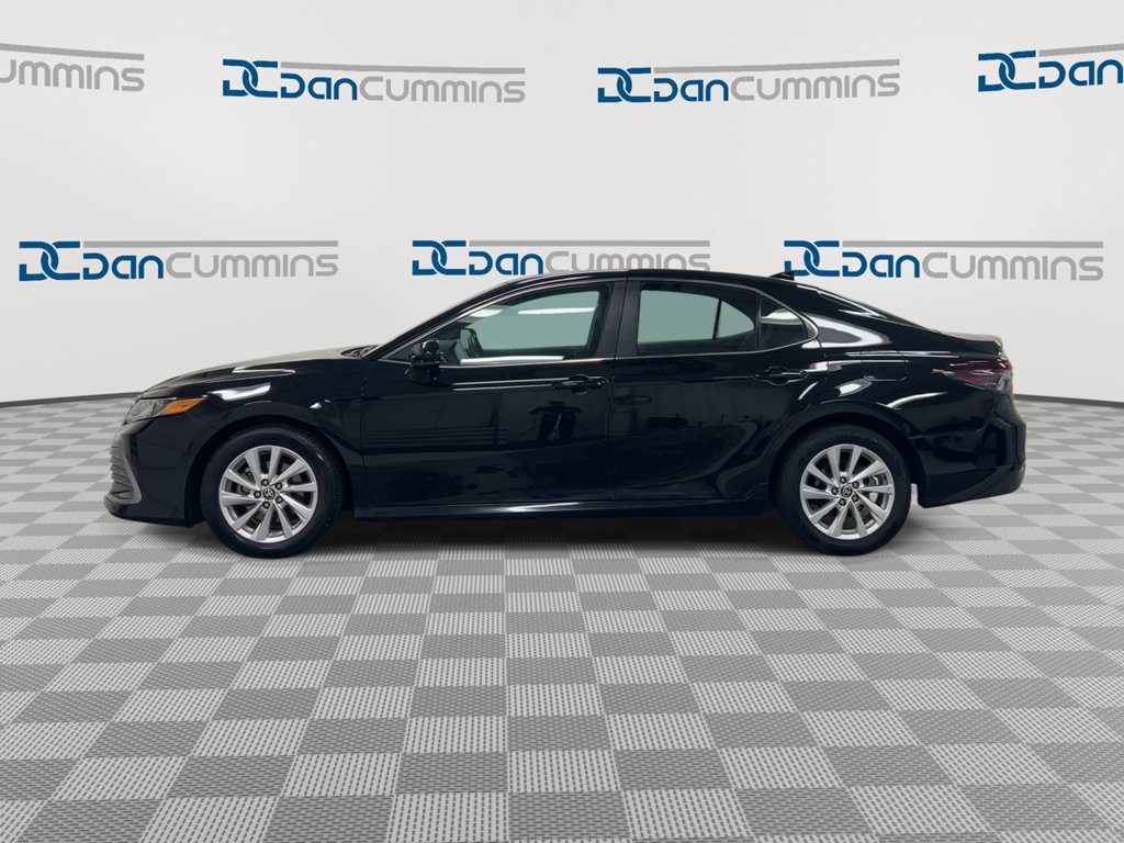 Used 2024 Toyota Camry LE FWD image 5