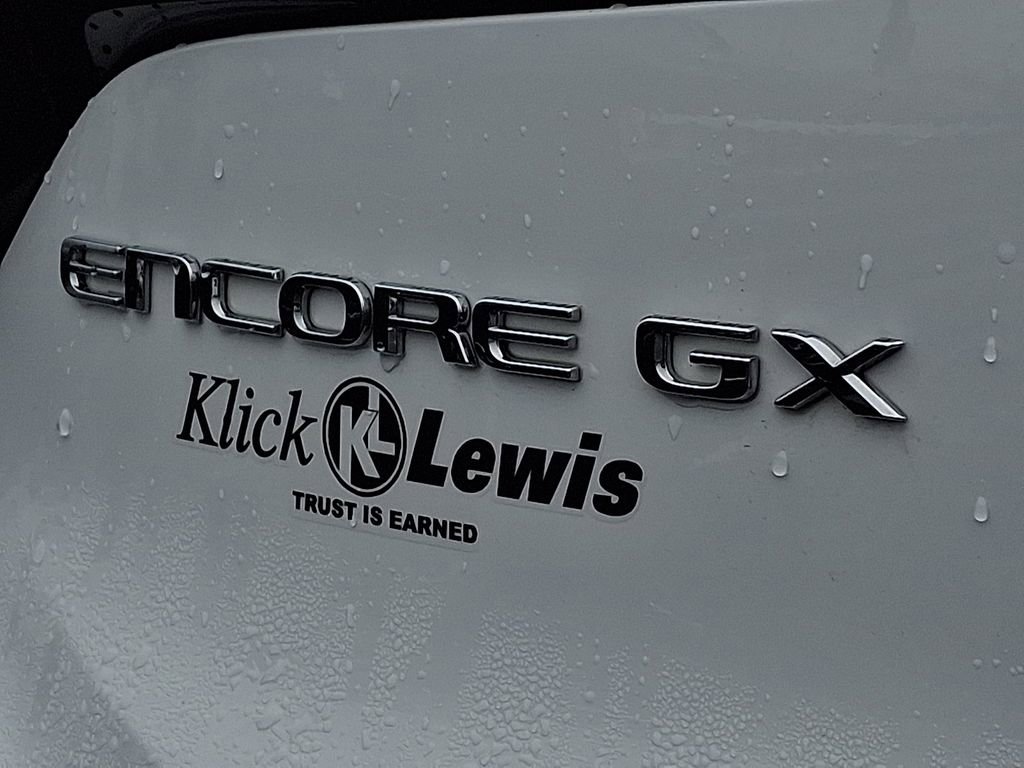 Used 2024 Buick Encore GX Sport Touring image 30
