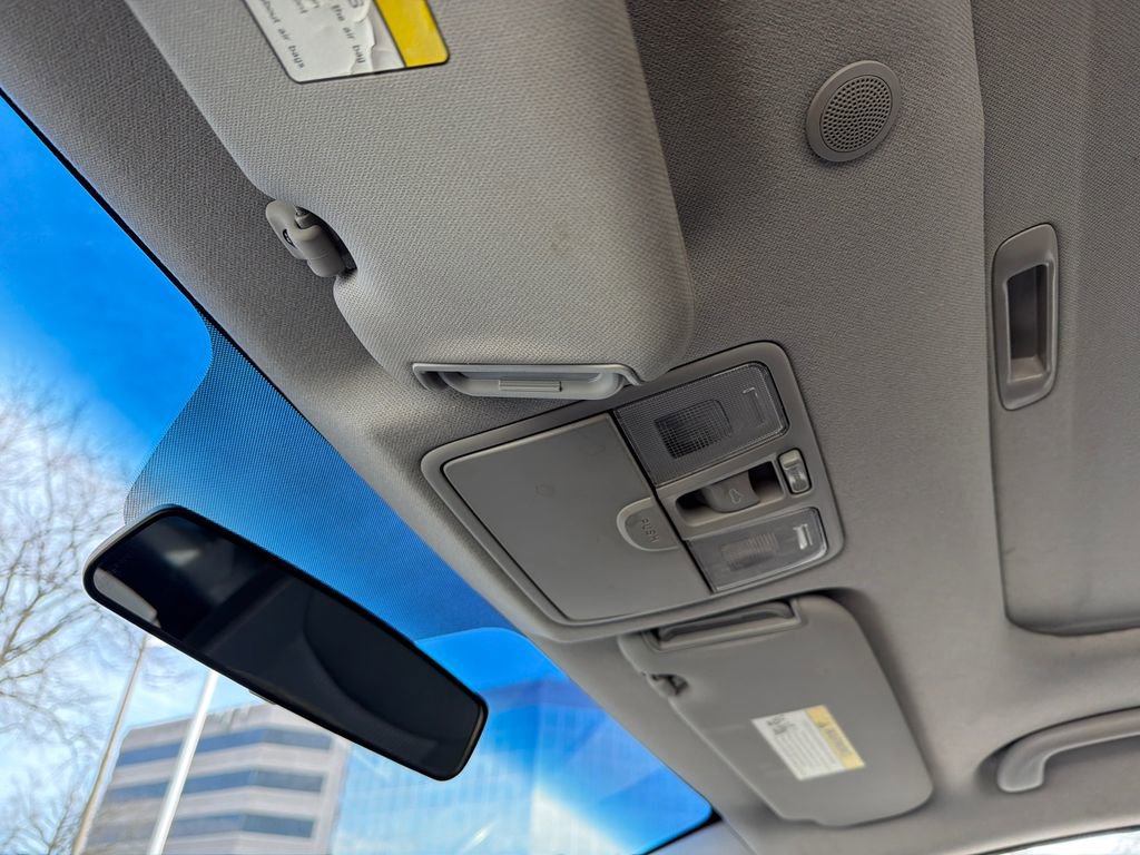 Used 2015 Hyundai Elantra SE w/ Option Group 03 image 27