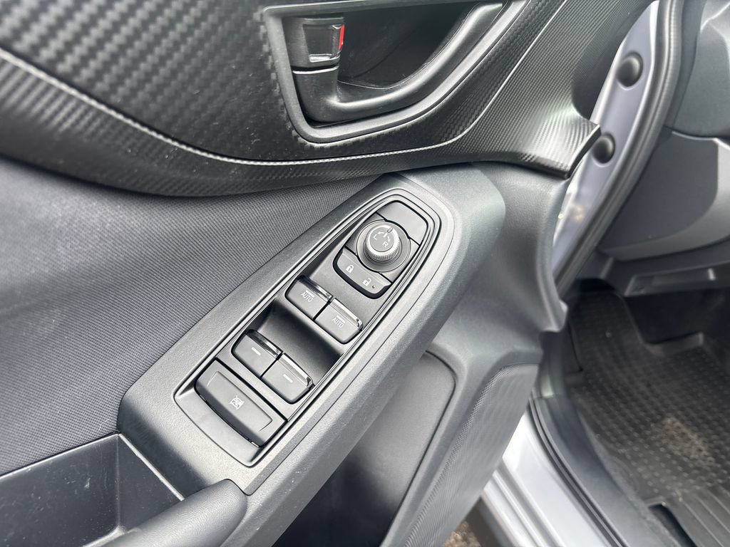 Used 2022 Subaru Crosstrek 2.0i Premium w/ Moonroof Package AWD/4WD image 13