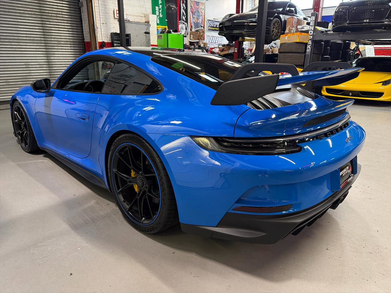 Used 2022 Porsche 911 GT3 image 9