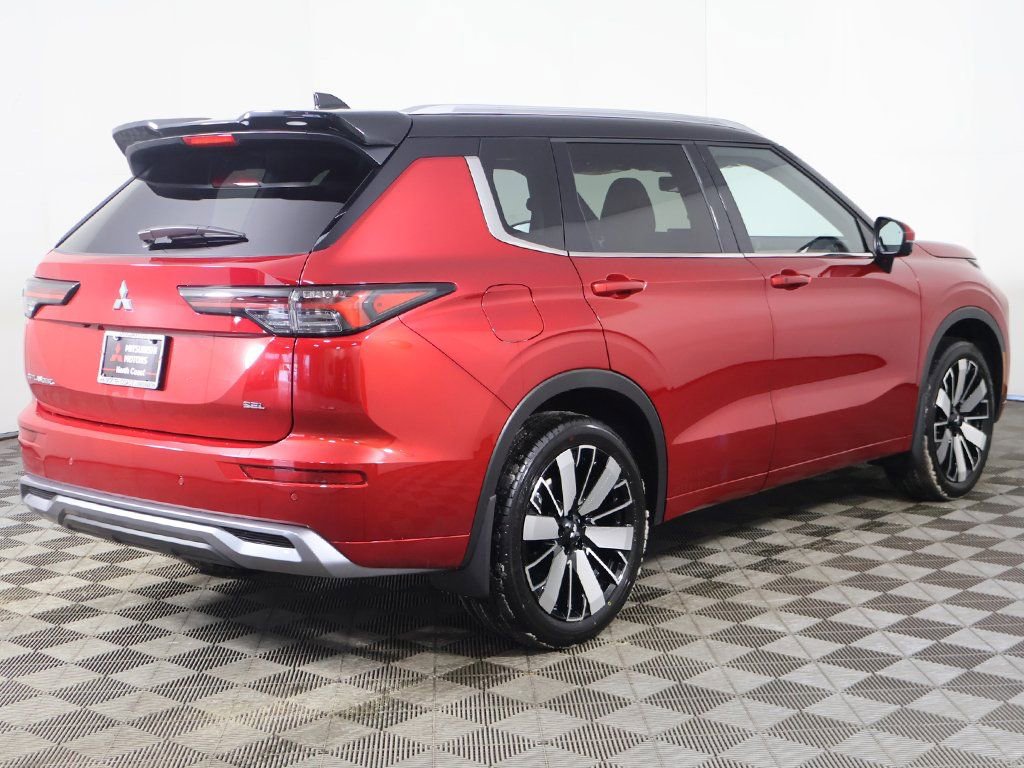 New 2026 Mitsubishi Outlander SEL FWD image 16
