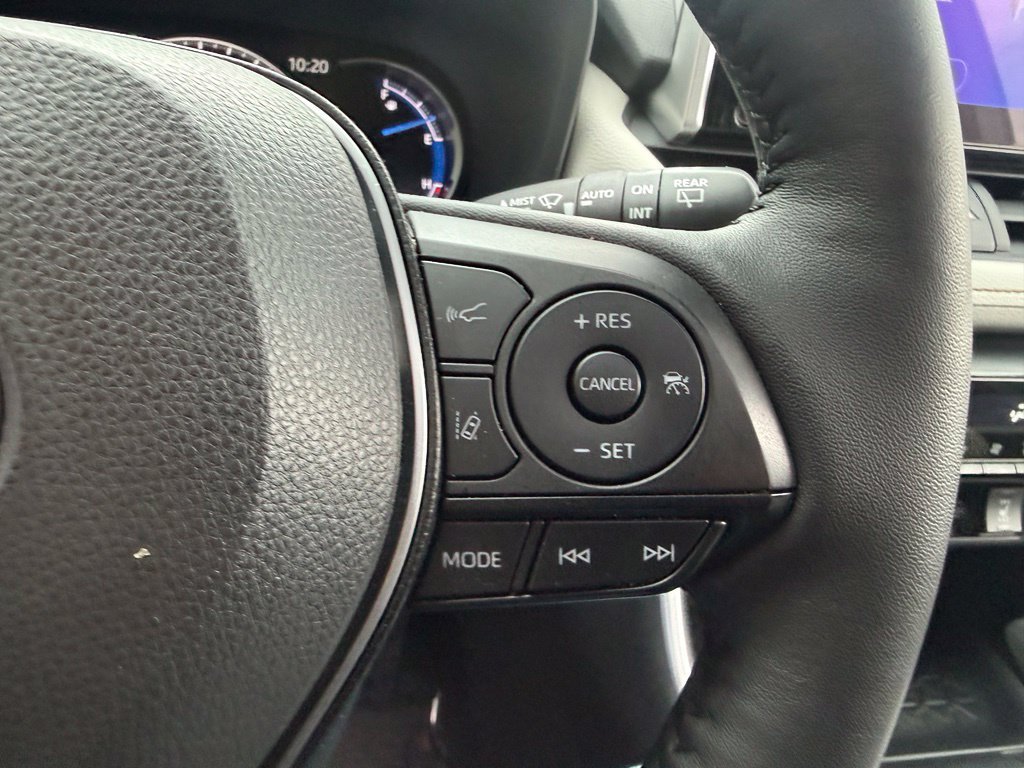 Used 2025 Toyota RAV4 XLE w/ Convenience Package AWD/4WD image 28
