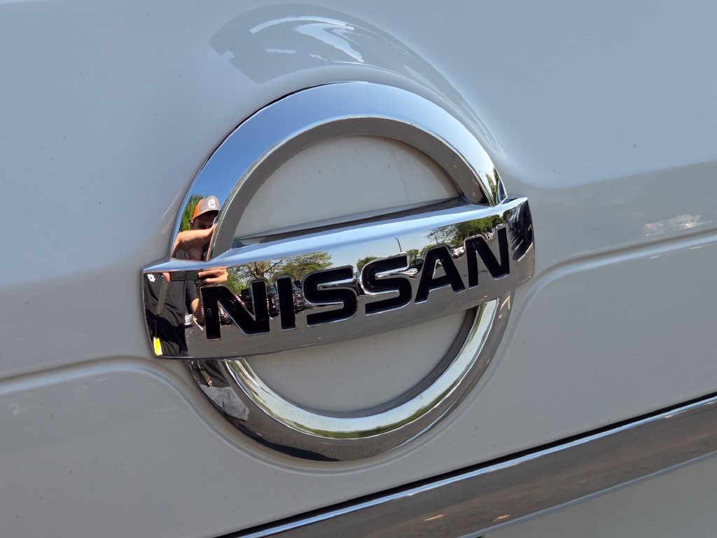 Used 2019 Nissan Rogue SV AWD/4WD image 13