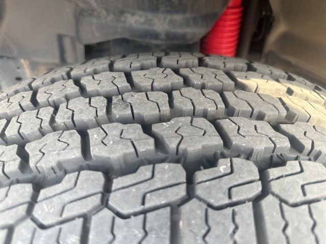 Used 2019 Jeep Wrangler Unlimited Sahara image 6