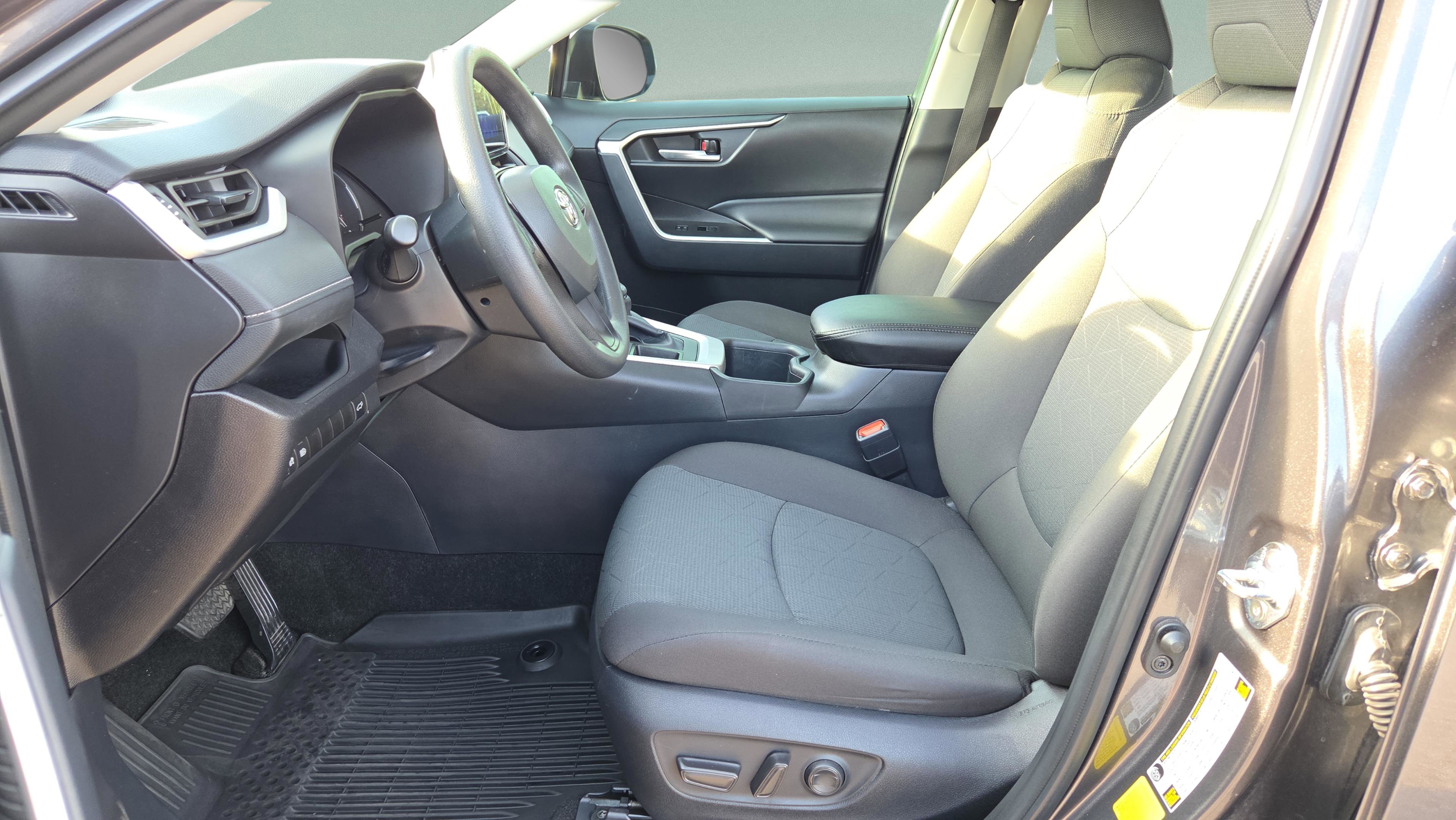 Certified 2025 Toyota RAV4 XLE image 14