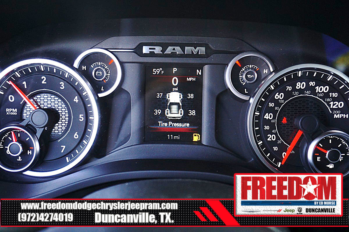 New 2026 RAM 1500 Express image 32