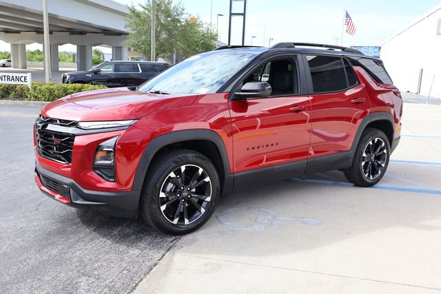 Used 2025 Chevrolet Equinox RS w/ Convenience Package III FWD image 3