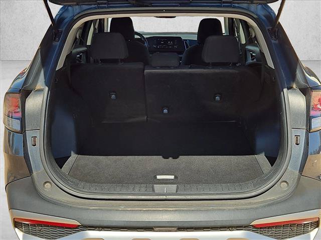 Used 2023 Kia Sportage LX FWD image 6