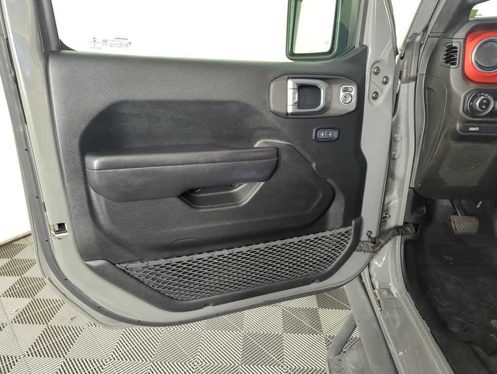 Used 2020 Jeep Gladiator Rubicon AWD/4WD image 17