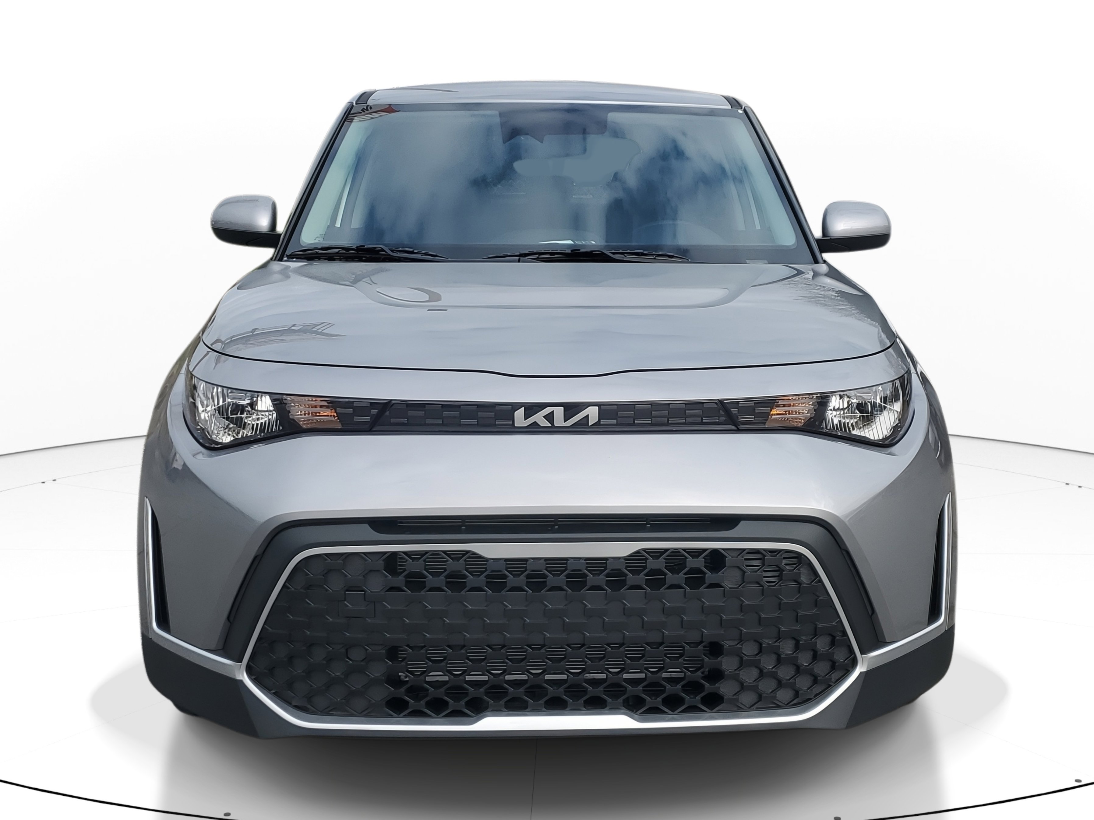 New 2025 Kia Soul LX image 2