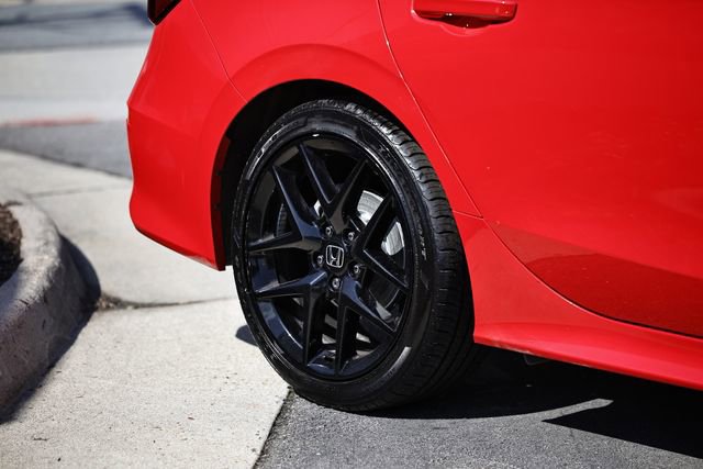 Used 2025 Honda Civic Sport image 11