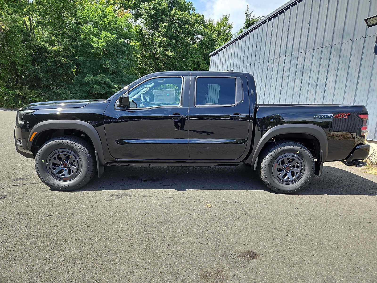 New 2026 Nissan Frontier PRO-4X w/ Tow Package AWD/4WD image 7