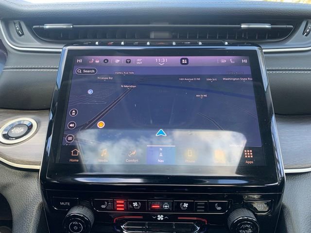 Used 2022 Jeep Grand Cherokee L Limited w/ Luxury Tech Group II image 21