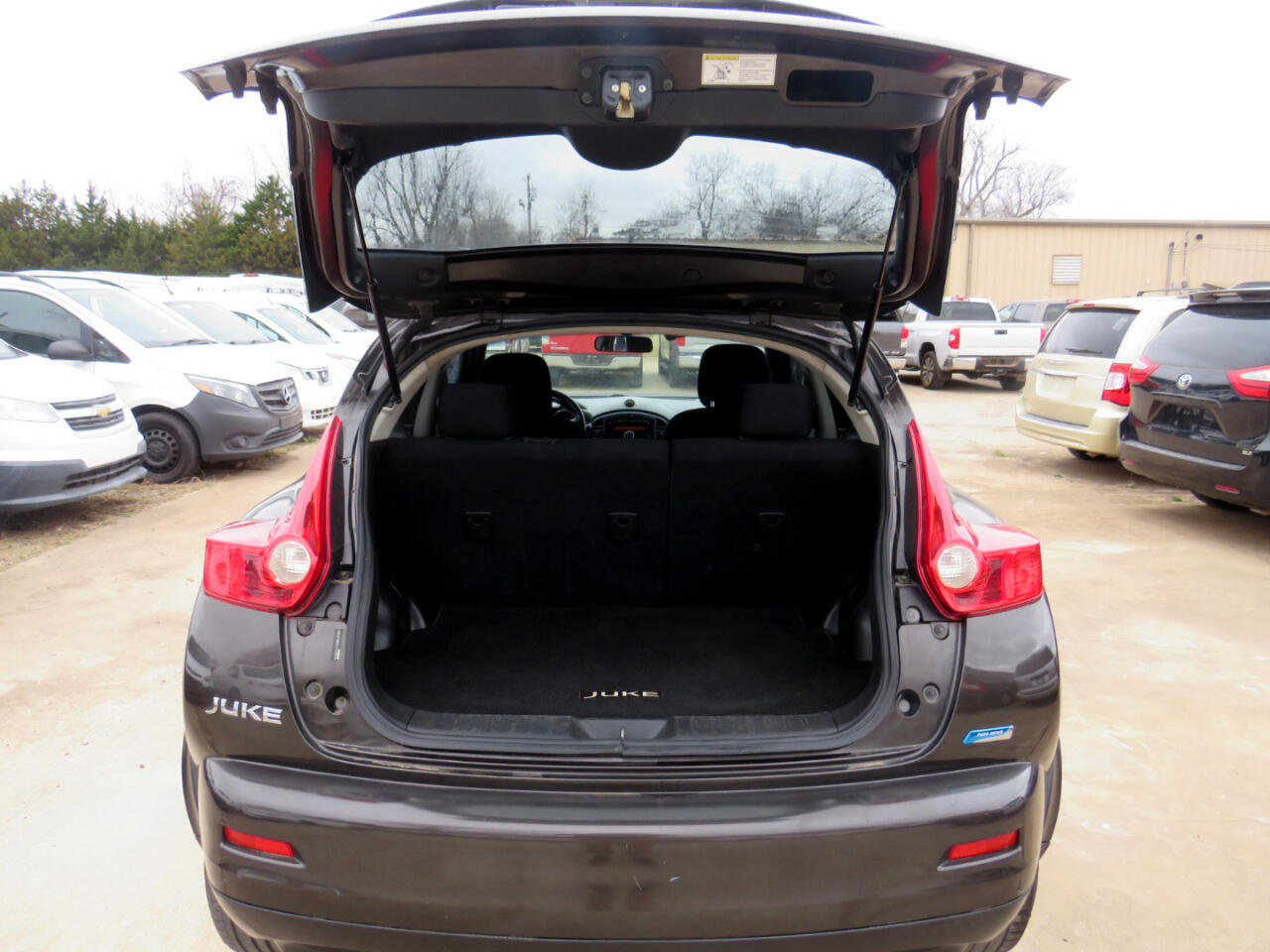 Used 2012 Nissan Juke S image 27