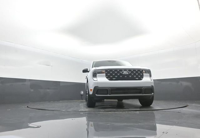 New 2026 Ford Maverick XLT image 30