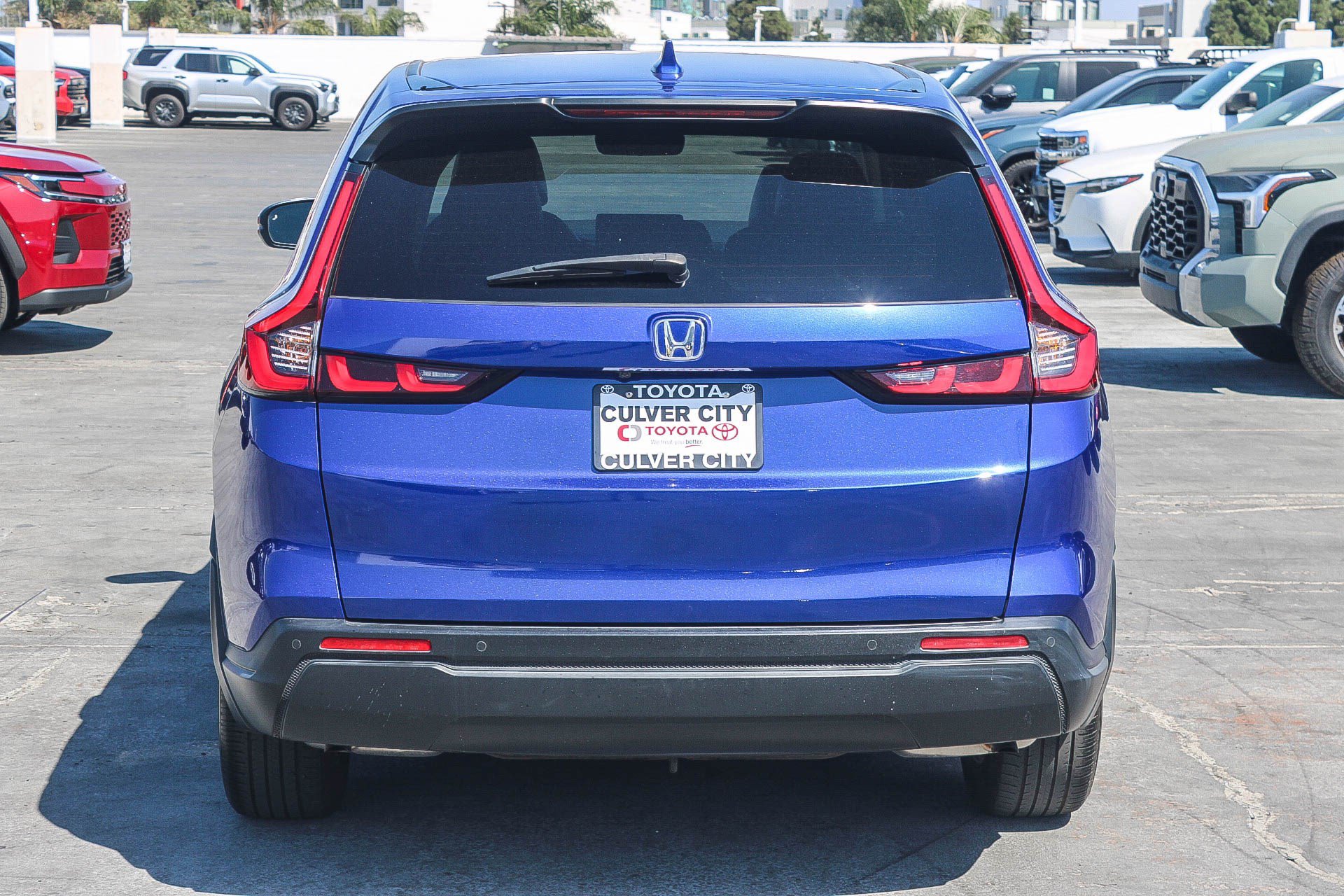 Used 2025 Honda CR-V EX-L image 8