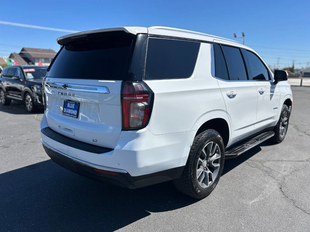 Used 2021 Chevrolet Tahoe LT w/ LT Signature Package image 6