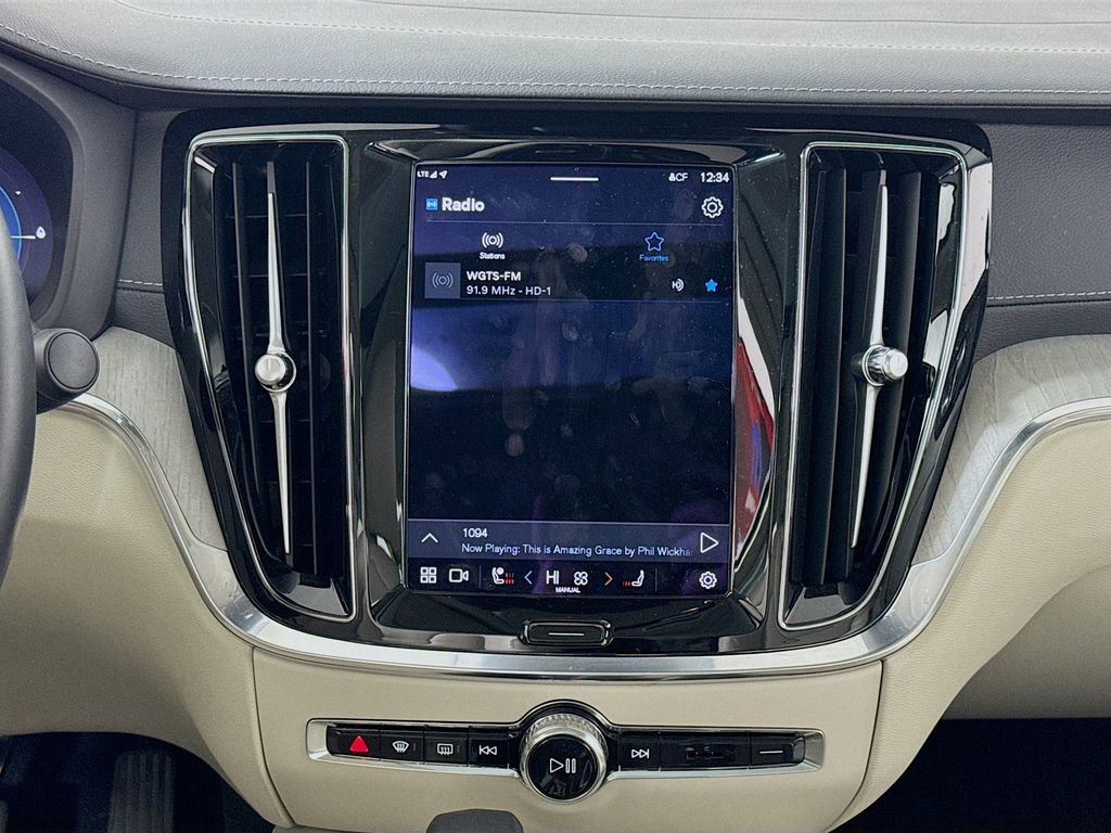 Used 2024 Volvo S60 T8 Ultimate w/ Climate Package AWD/4WD image 15