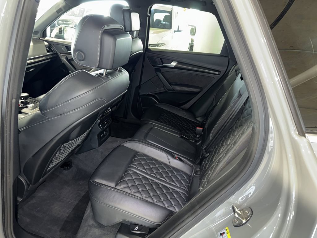 Used 2019 Audi SQ5 Premium Plus w/ Premium Plus Package image 19