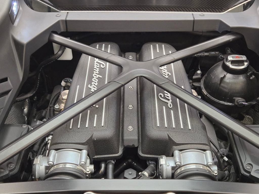 Used 2023 Lamborghini Huracan Tecnica image 20