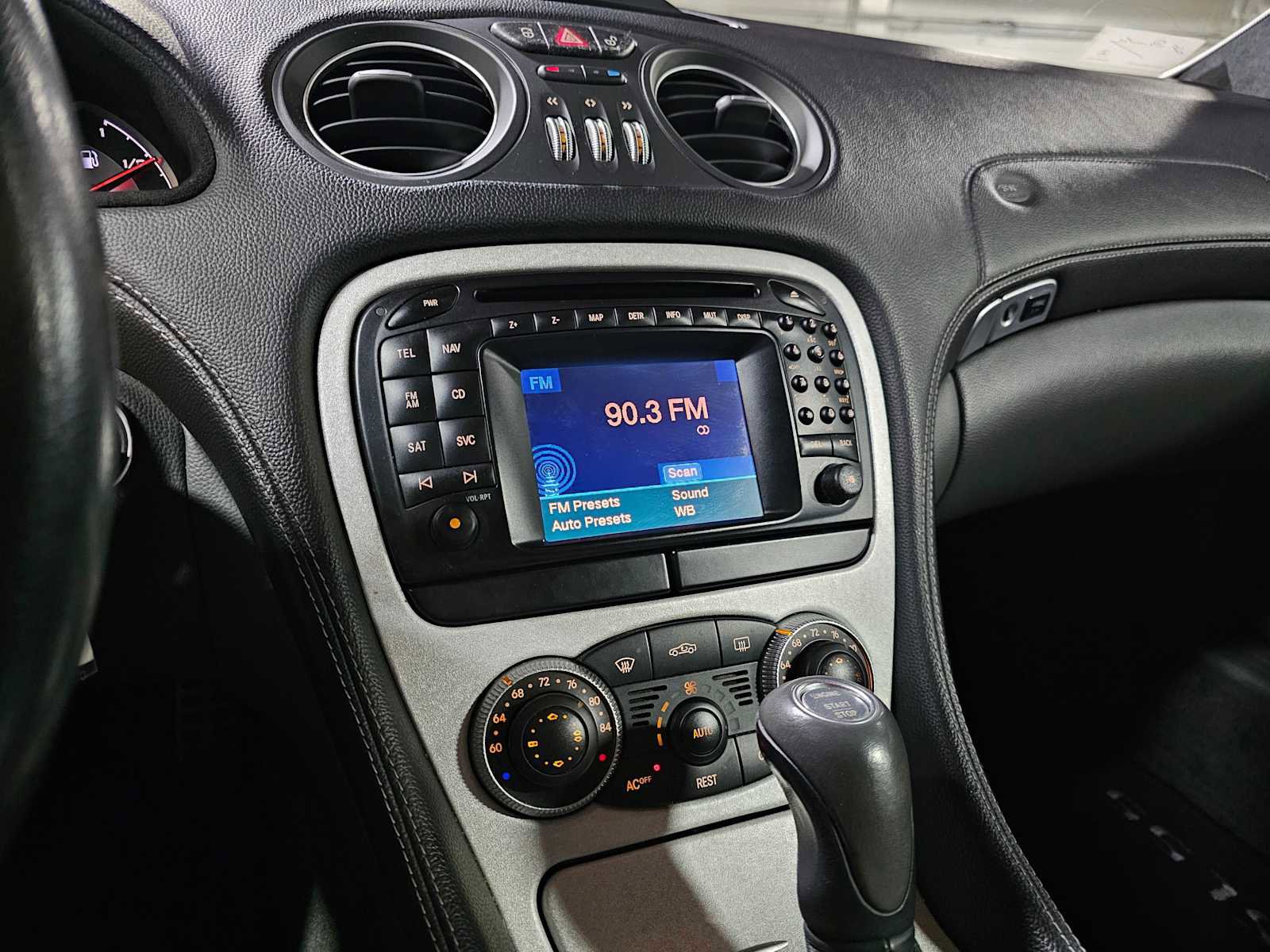 Used 2004 Mercedes-Benz SL 55 AMG image 27