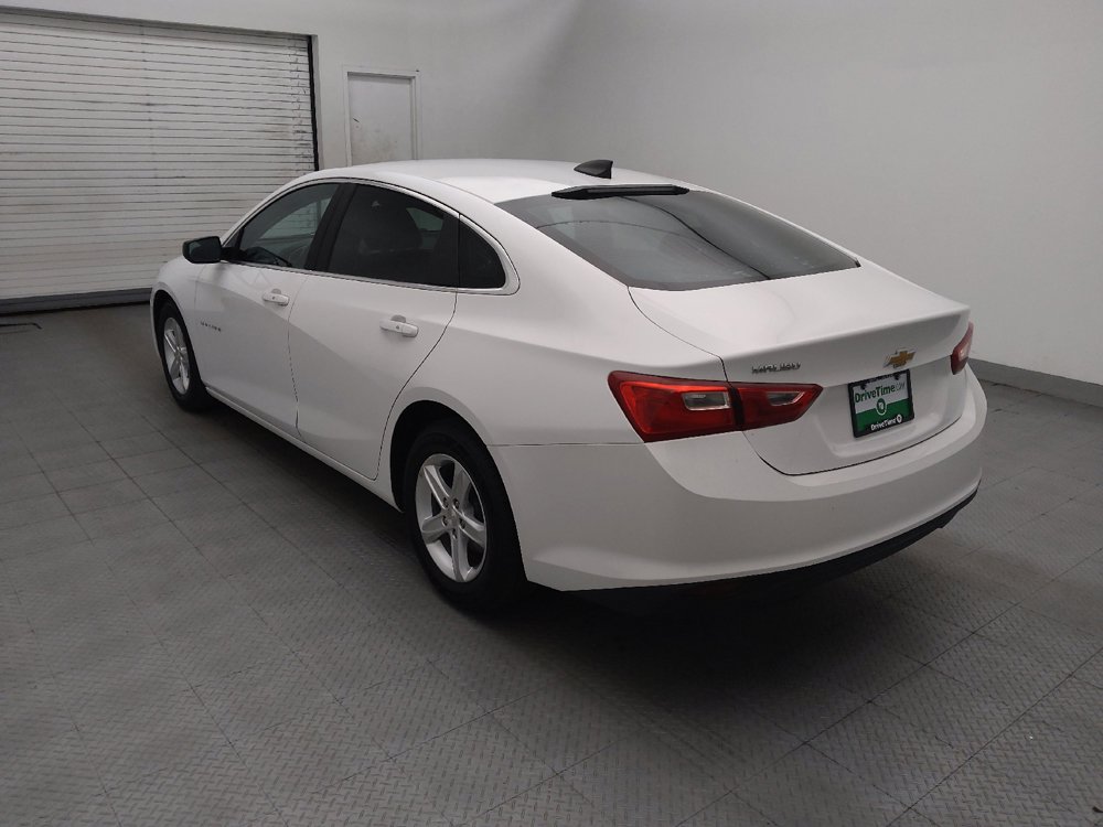 Used 2018 Chevrolet Malibu LS FWD image 3