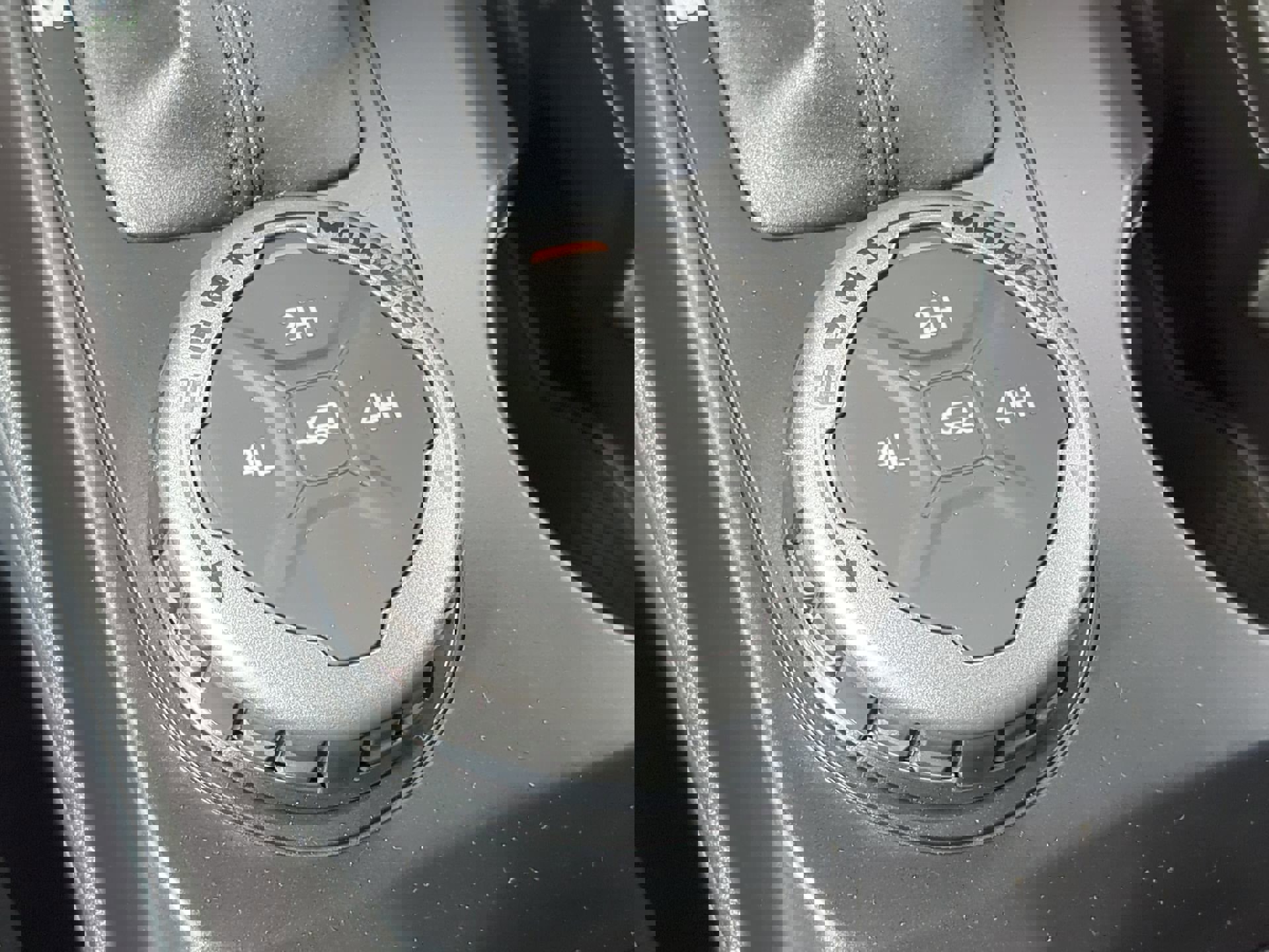 New 2025 Ford Bronco Outer Banks image 57