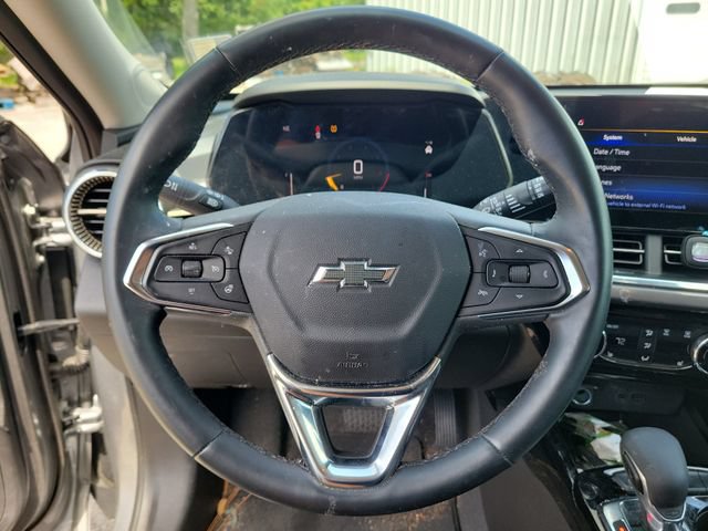 Used 2025 Chevrolet Trax ACTIV w/ Driver Confidence Package FWD image 27