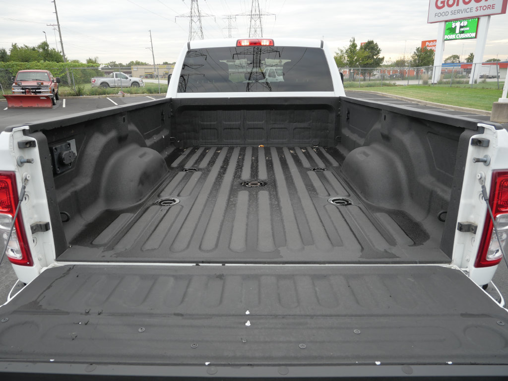 Used 2024 RAM 3500 Big Horn AWD/4WD image 26