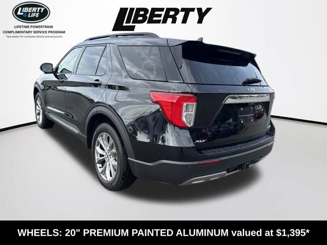Used 2023 Ford Explorer XLT w/ Equipment Group 202A AWD/4WD image 5