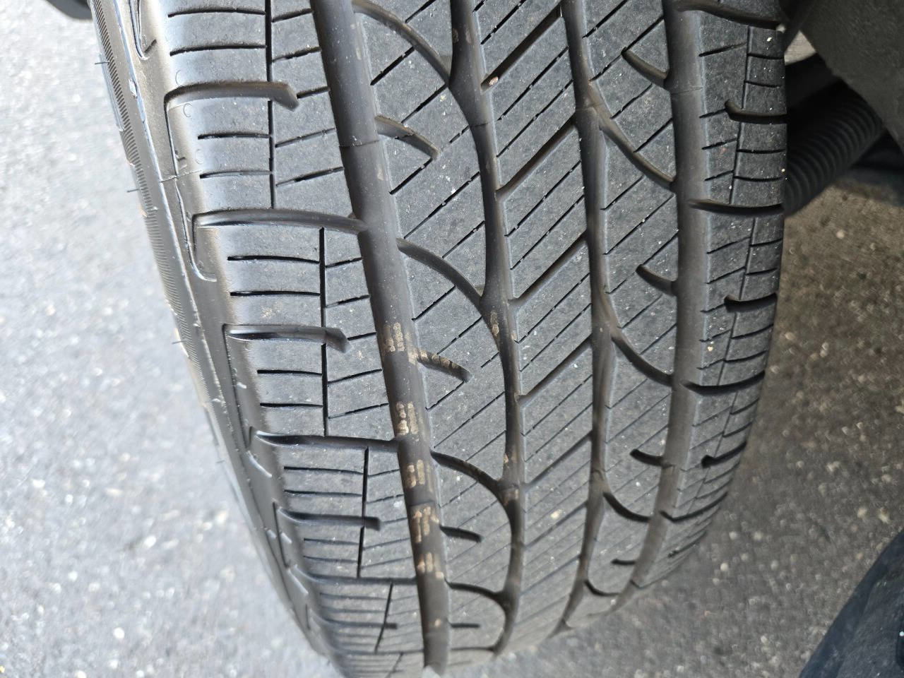 Used 2012 Hyundai Santa Fe GLS image 25