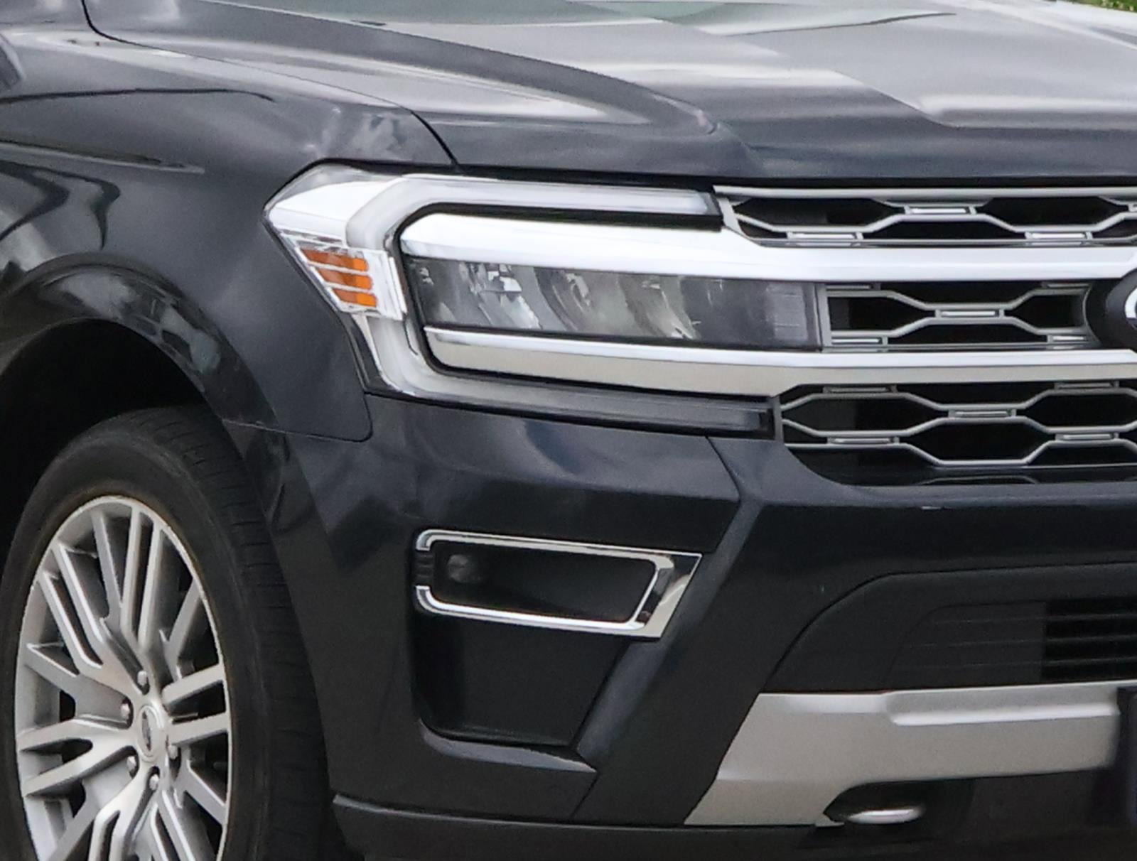 Used 2022 Ford Expedition Max Platinum image 8