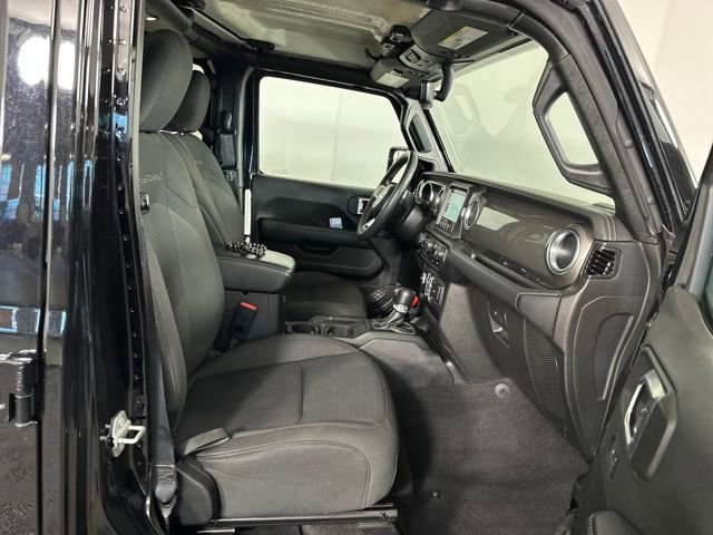 Used 2023 Jeep Gladiator Overland image 27