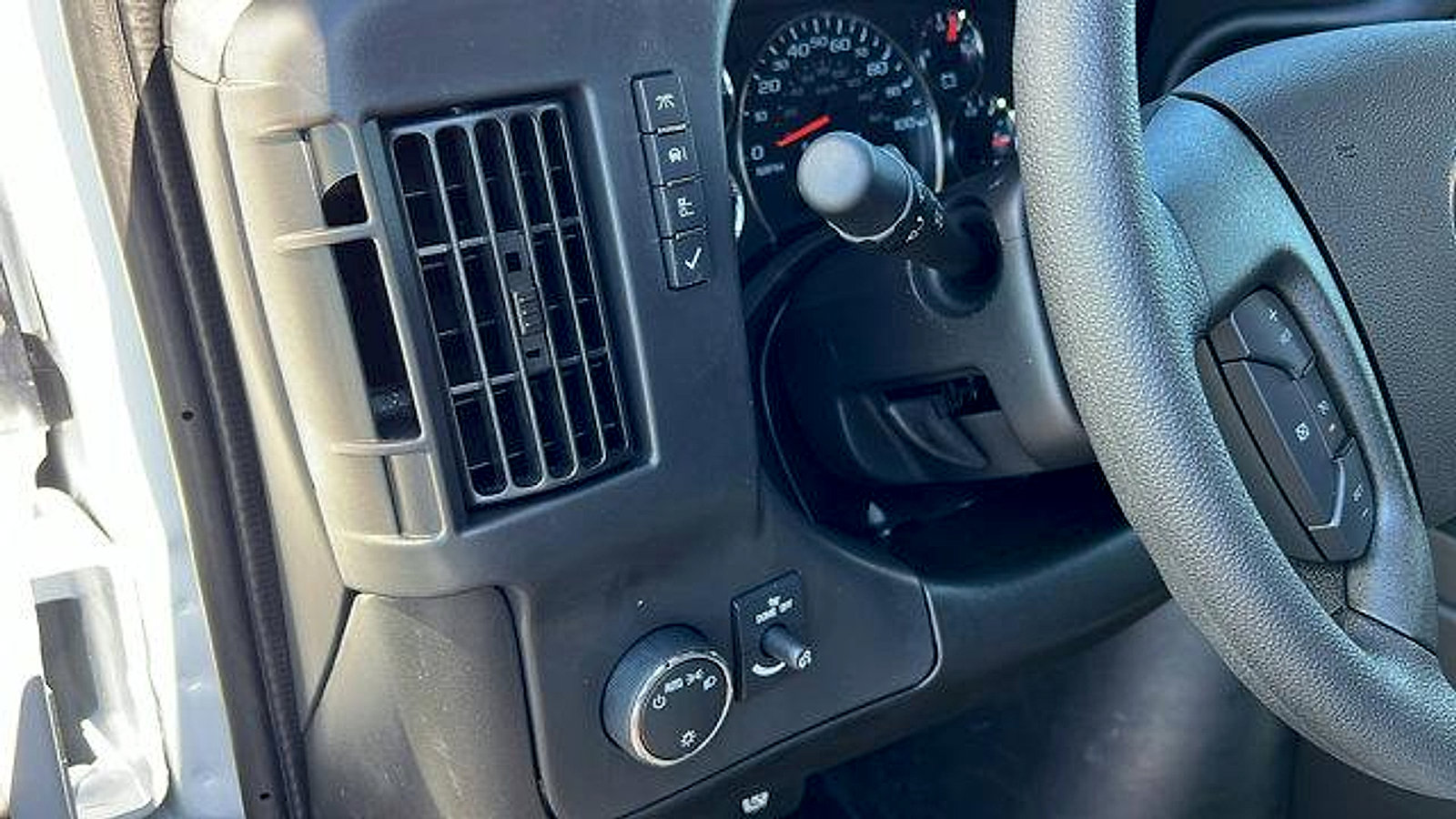 New 2025 Chevrolet Express 2500 w/ Driver Convenience Package image 24