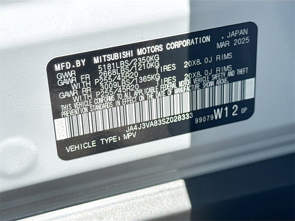 New 2025 Mitsubishi Outlander SE image 35