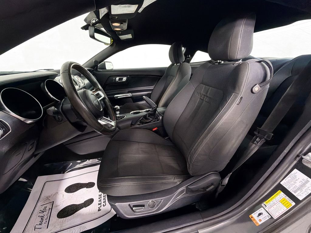 Used 2018 Ford Mustang GT RWD image 21