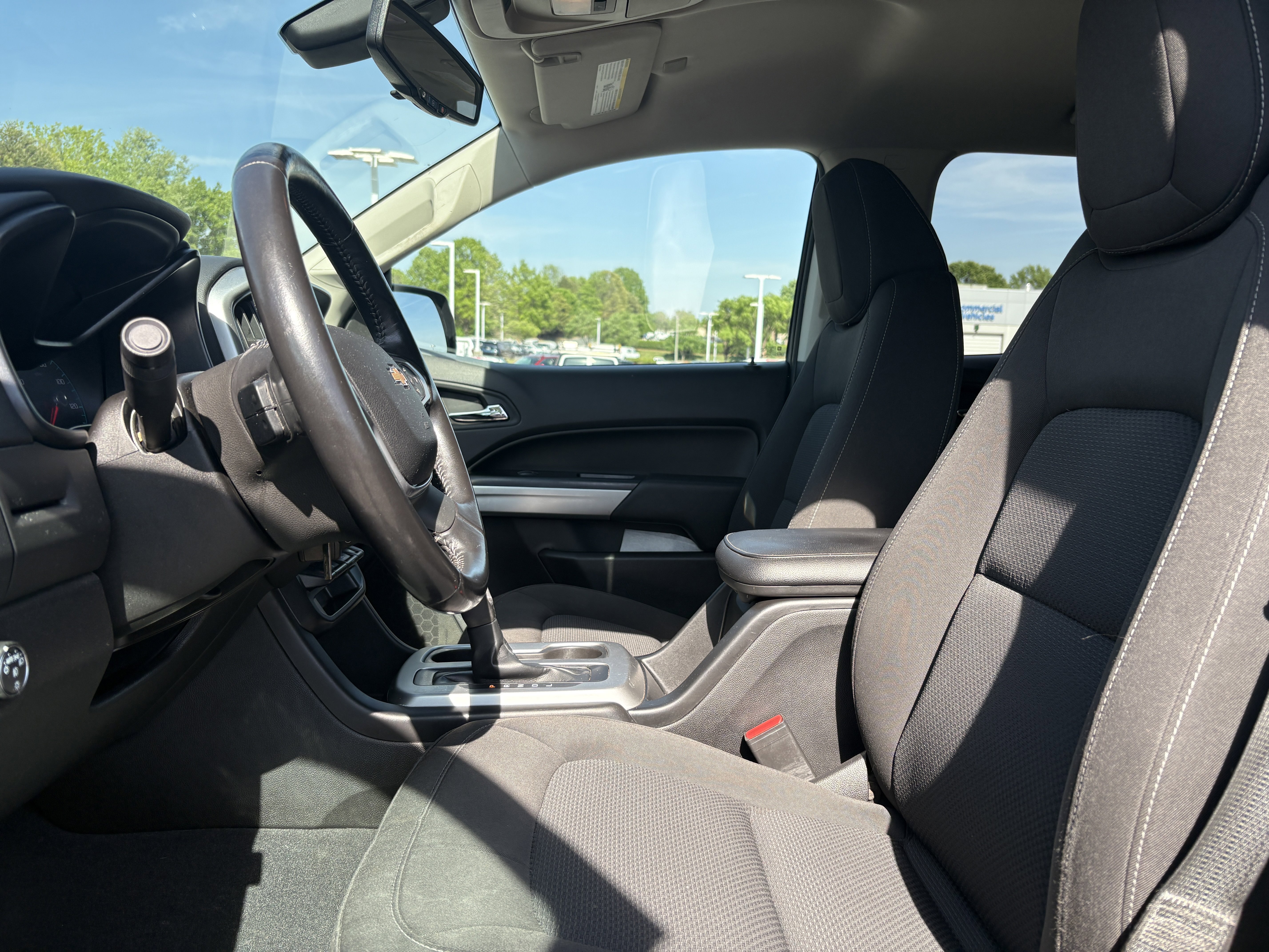 Used 2019 Chevrolet Colorado LT w/ LT Convenience Package image 9