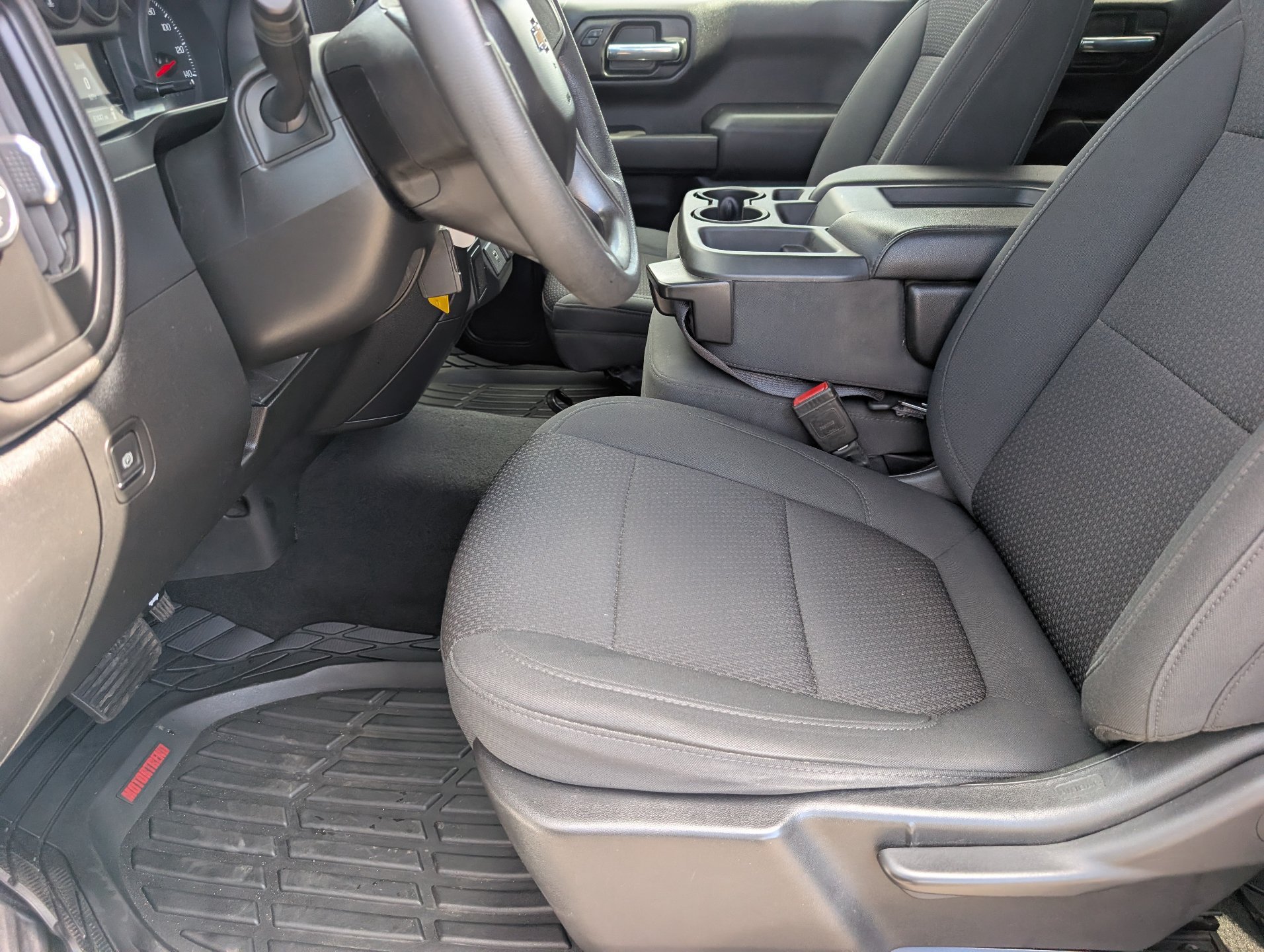 Certified 2020 Chevrolet Silverado 1500 Custom w/ Infotainment Package RWD image 18