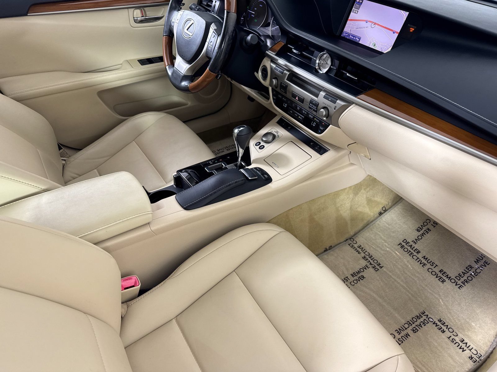 Used 2013 Lexus ES 300h w/ Premium Pkg FWD image 15