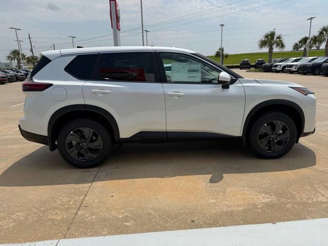New 2026 Nissan Rogue SV FWD image 6