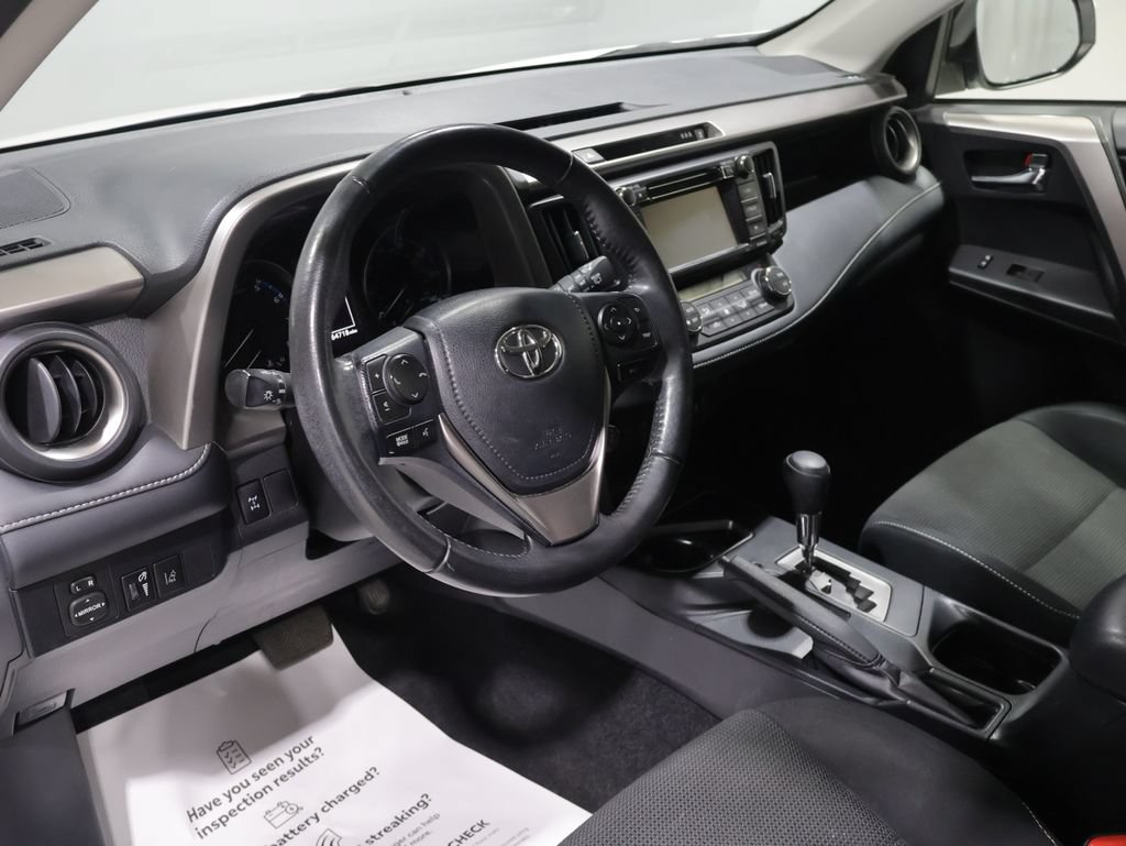 Used 2018 Toyota RAV4 XLE w/ Plus Extra Value Package AWD/4WD image 15