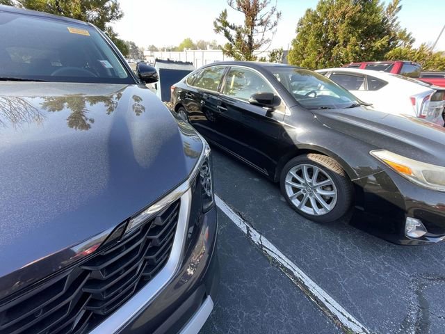 Used 2025 Kia Sorento LX image 5