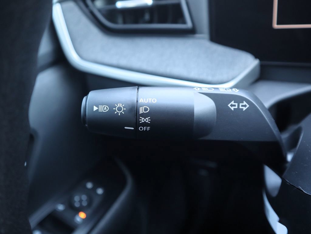 New 2025 Nissan Kicks SV AWD/4WD image 20