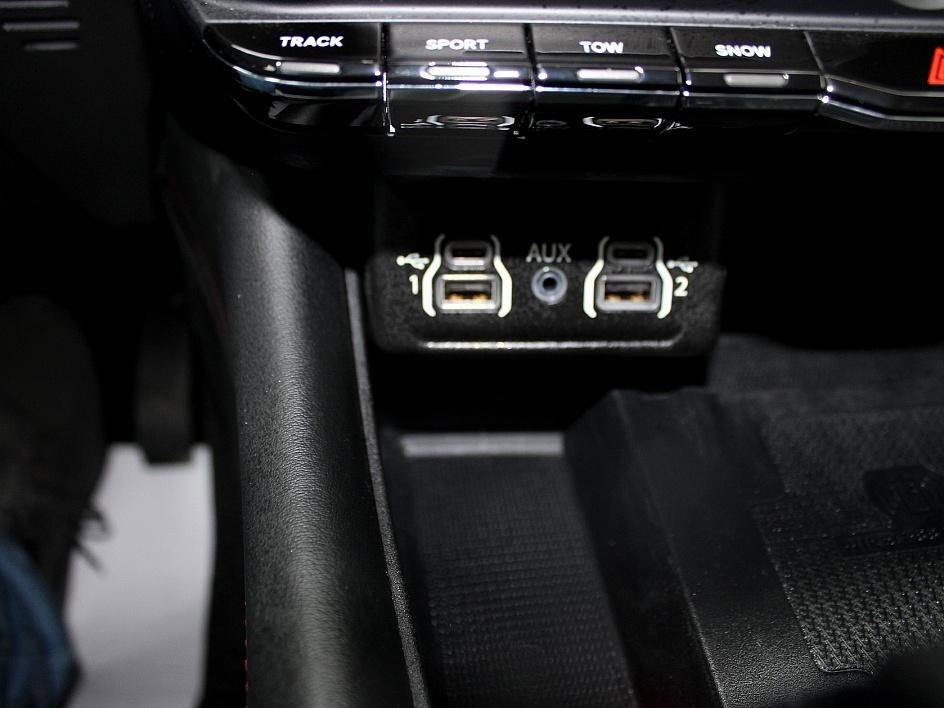 Used 2024 Dodge Durango Citadel w/ Tow 'N Go Package image 15