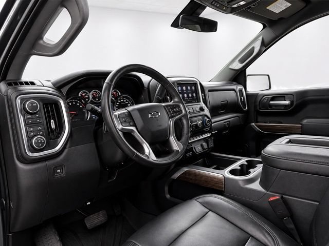 Used 2021 Chevrolet Silverado 1500 RST w/ Convenience Package II AWD/4WD image 13