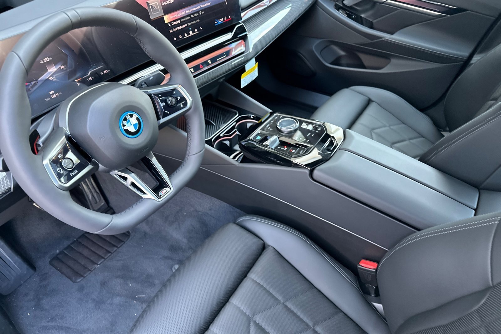 New 2026 BMW i5 eDrive40 w/ M Sport Package RWD image 9