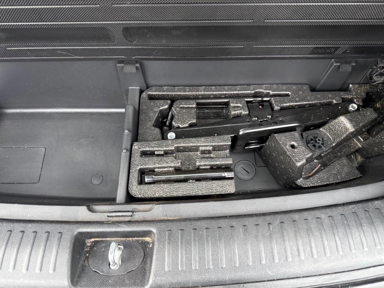 Used 2020 Kia Sorento S image 18