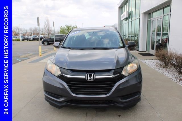 Used 2017 Honda HR-V LX image 2